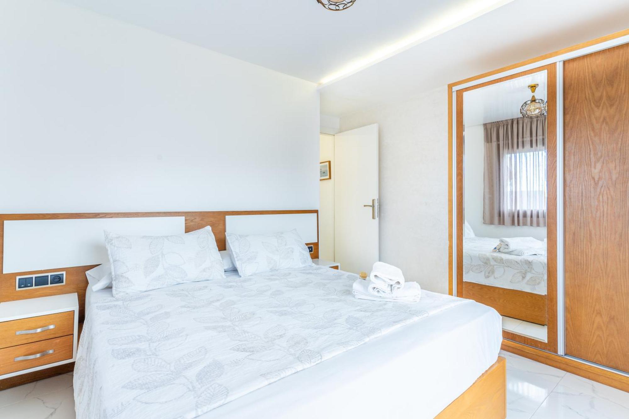 Hot Appar Luxury Suitemar M'dik Exteriör bild