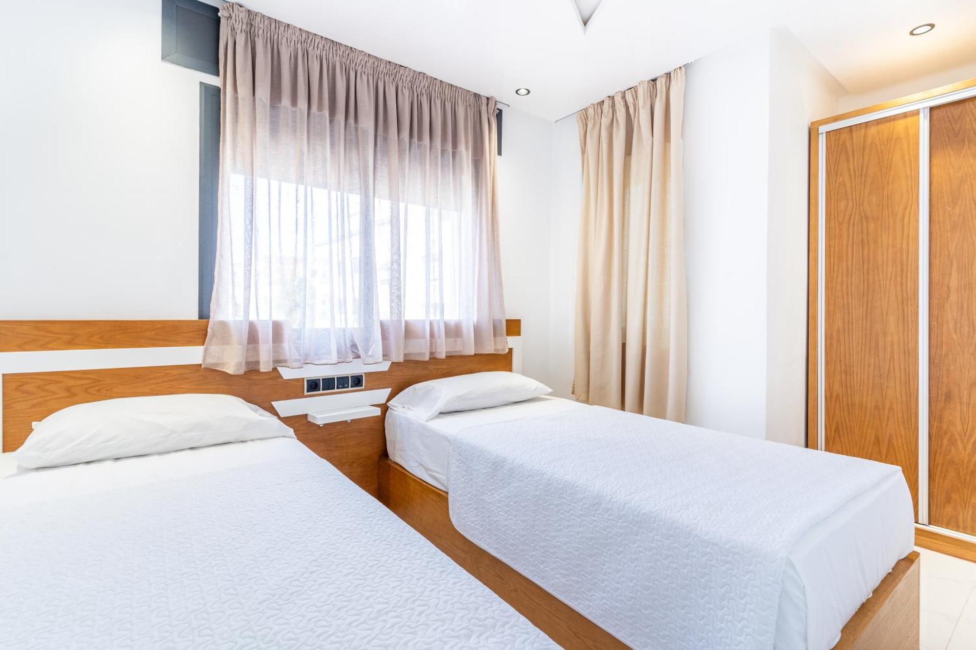 Hot Appar Luxury Suitemar M'dik Exteriör bild