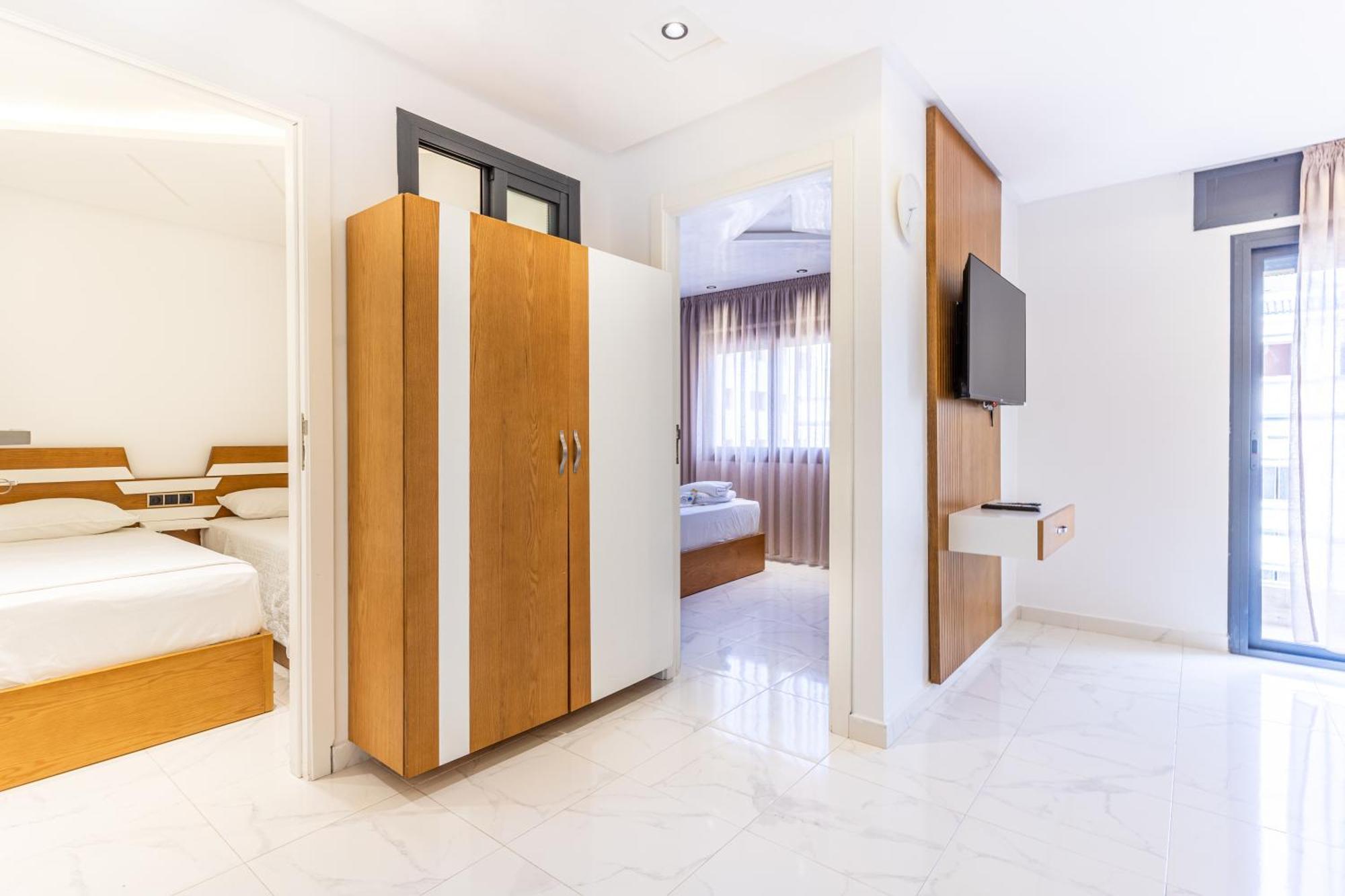 Hot Appar Luxury Suitemar M'dik Exteriör bild